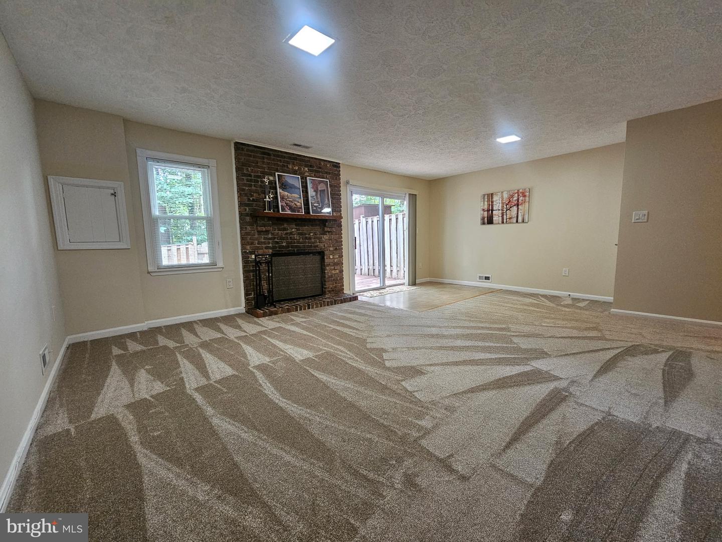 3 Castle Cliff Ct Property Photo 28