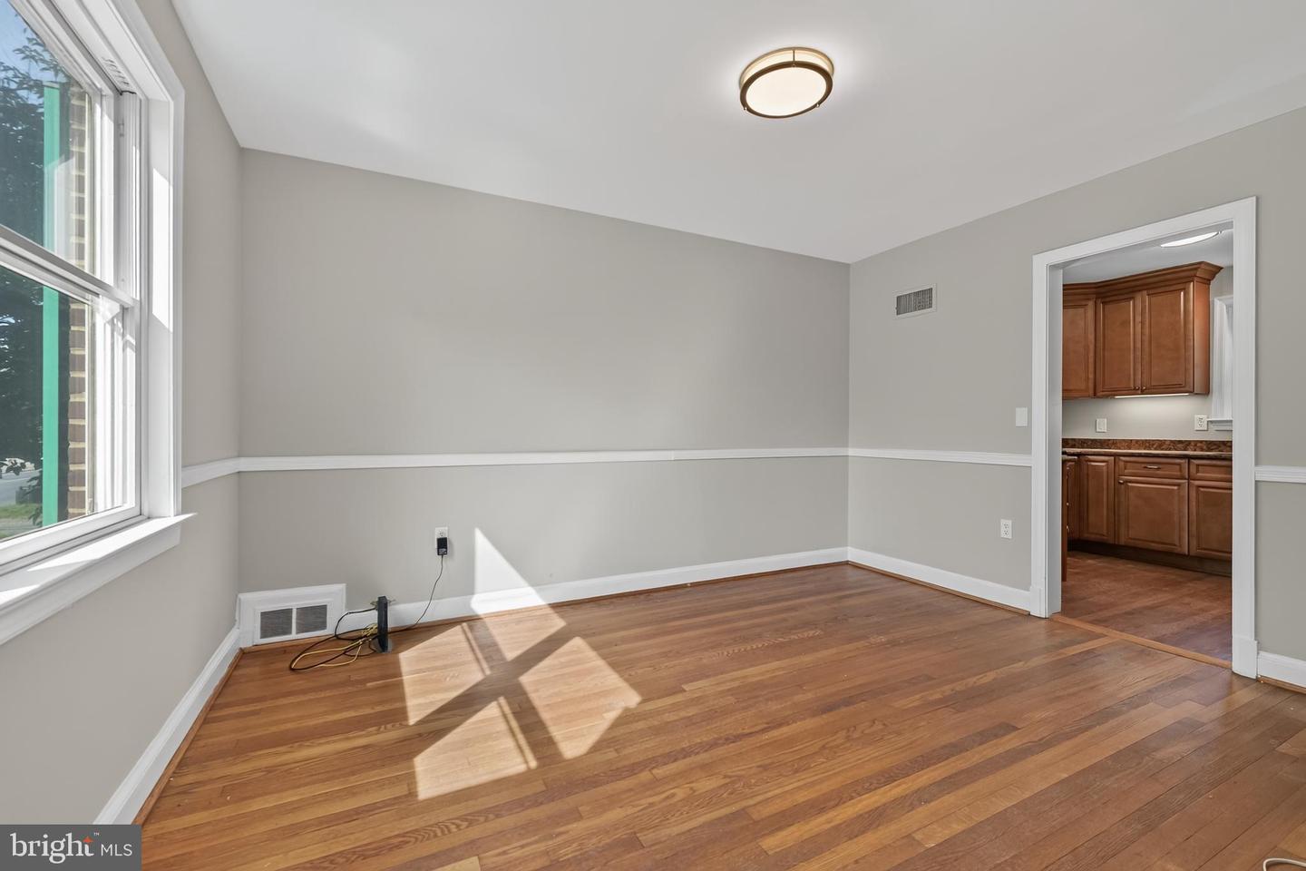 9802 Forest Grove Dr Property Photo 19