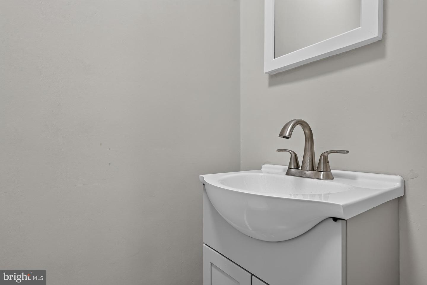 9802 Forest Grove Dr Property Photo 32