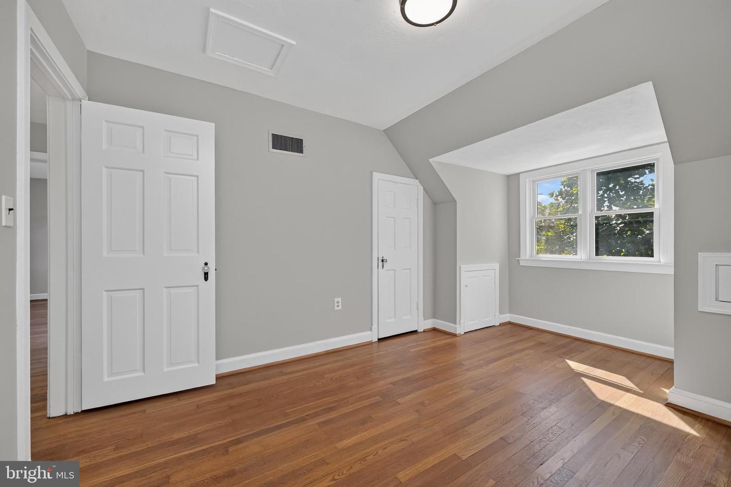9802 Forest Grove Dr Property Photo 41