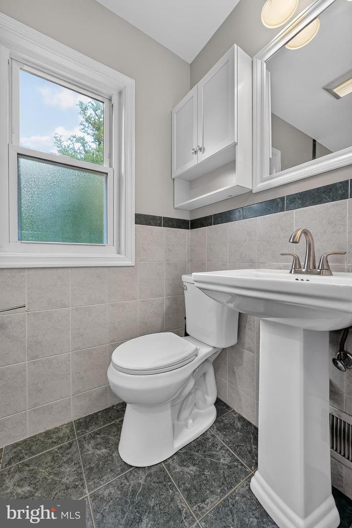 9802 Forest Grove Dr Property Photo 45