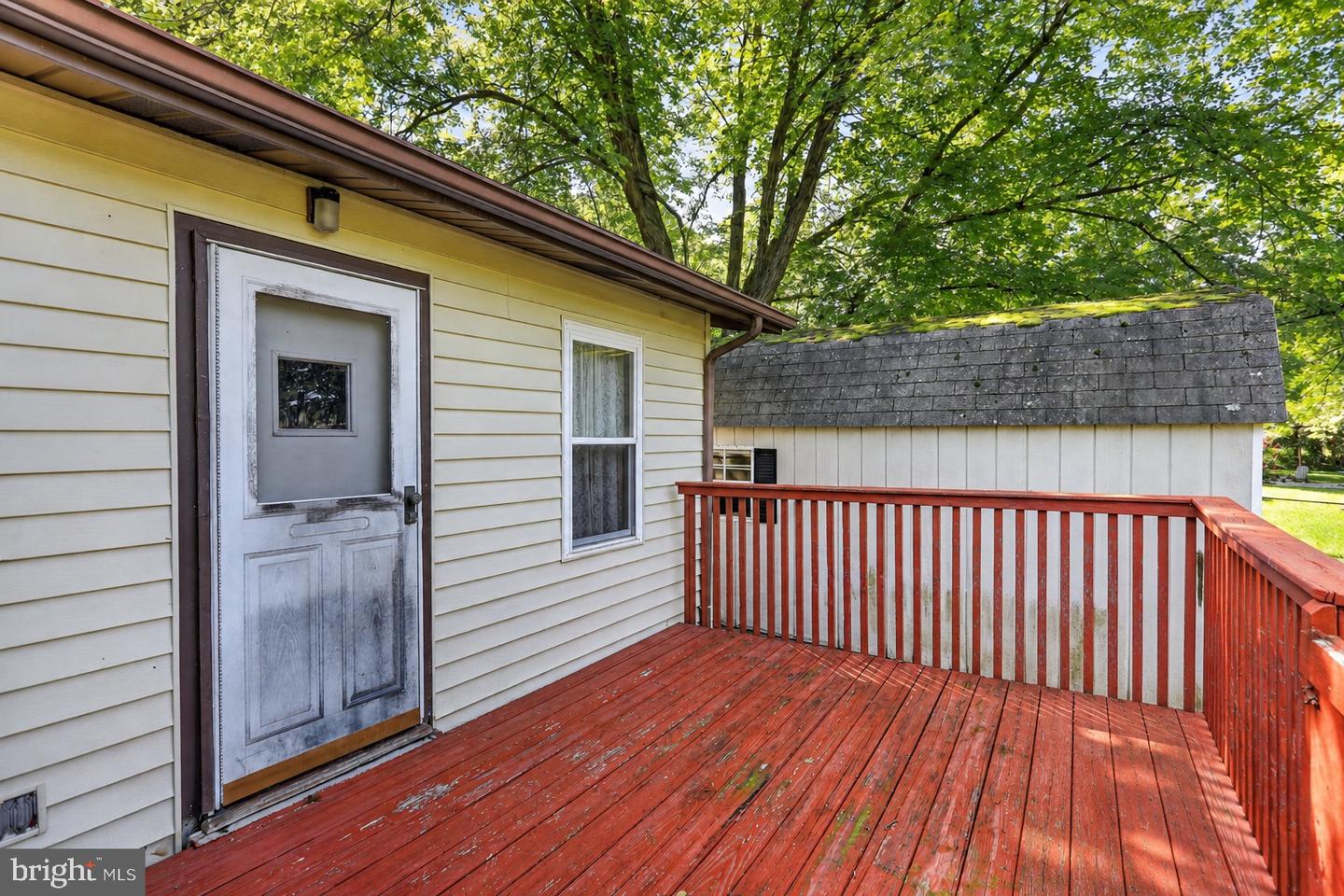 7332 Damascus Rd Property Photo 17