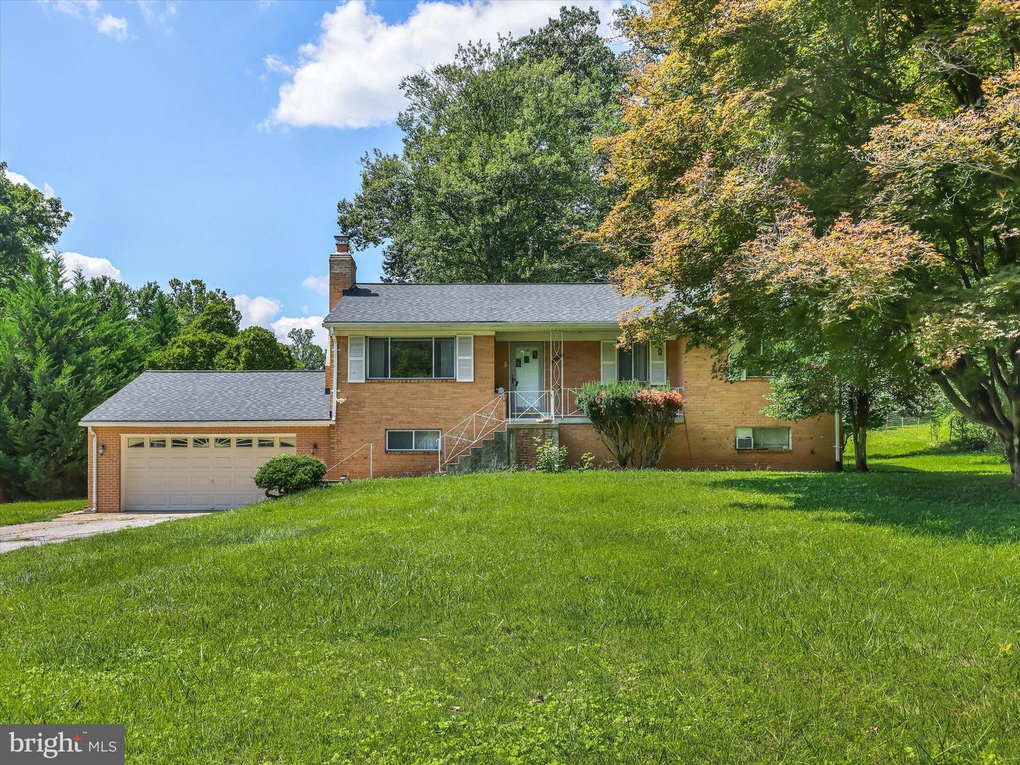13210 LUTES DR Property Photo 1