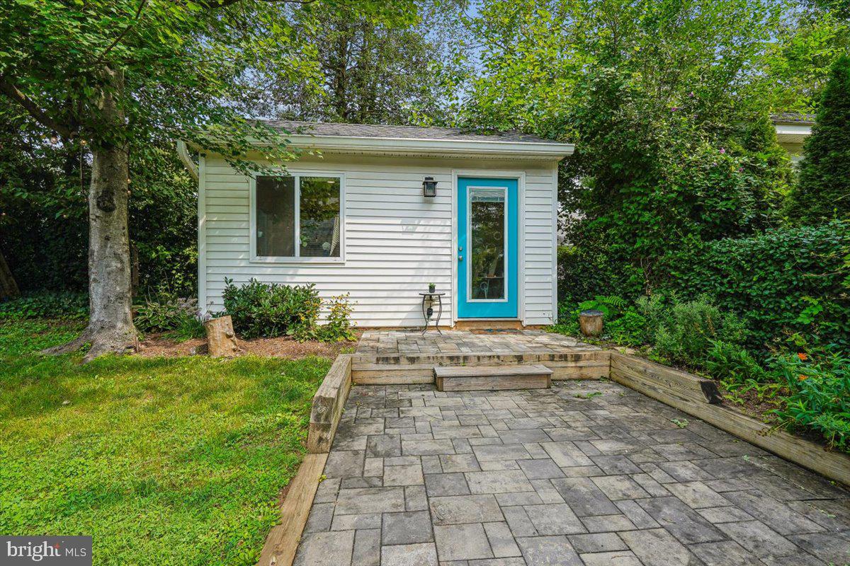 905 Robin Rd Property Photo 18