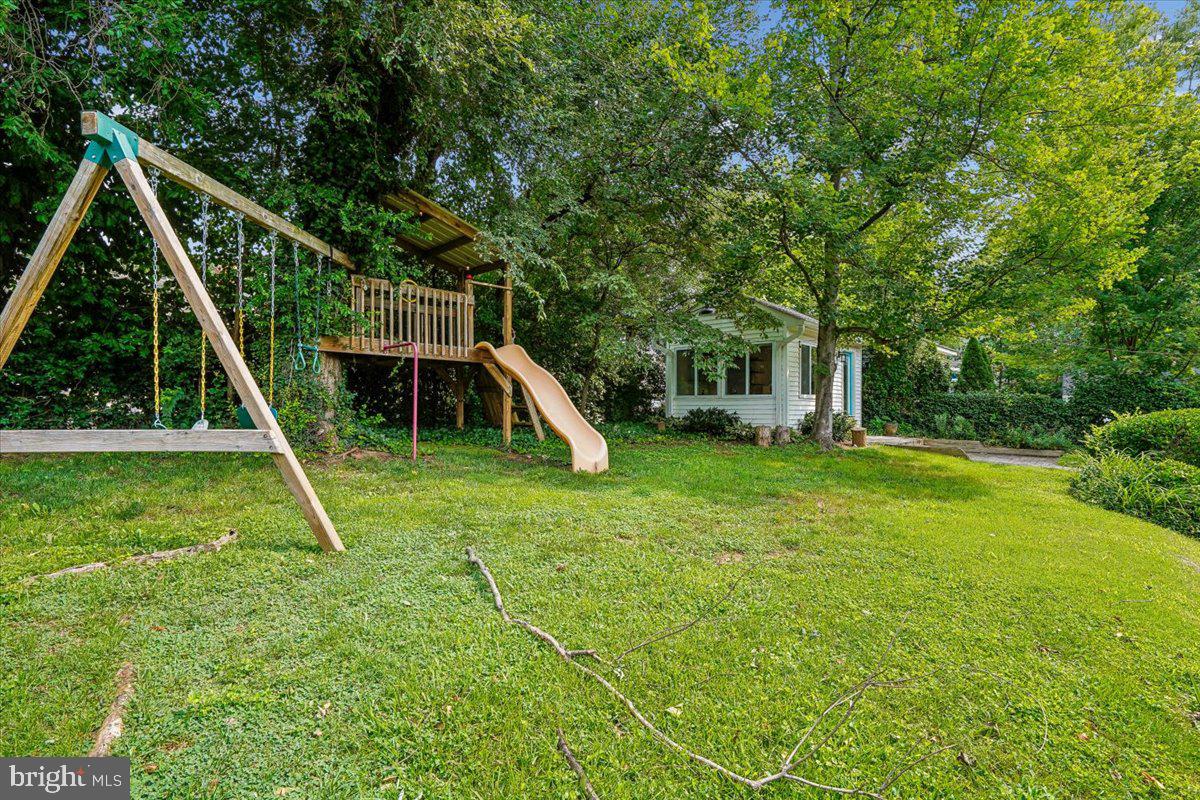 905 Robin Rd Property Photo 37