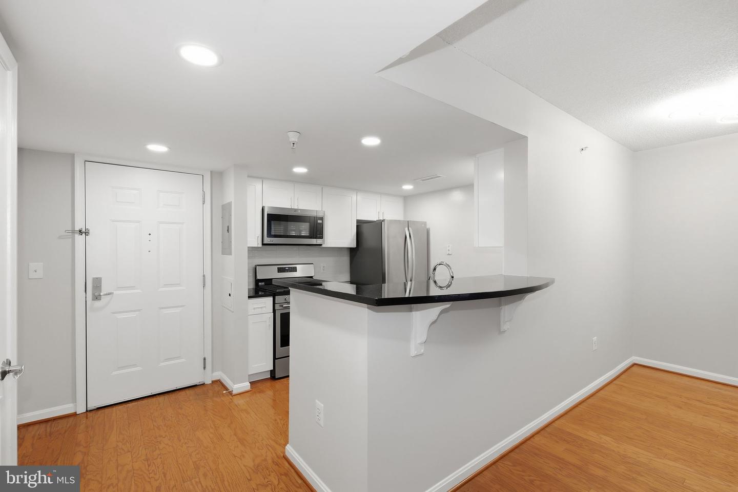 11710 Old Georgetown #227 Property Photo 4