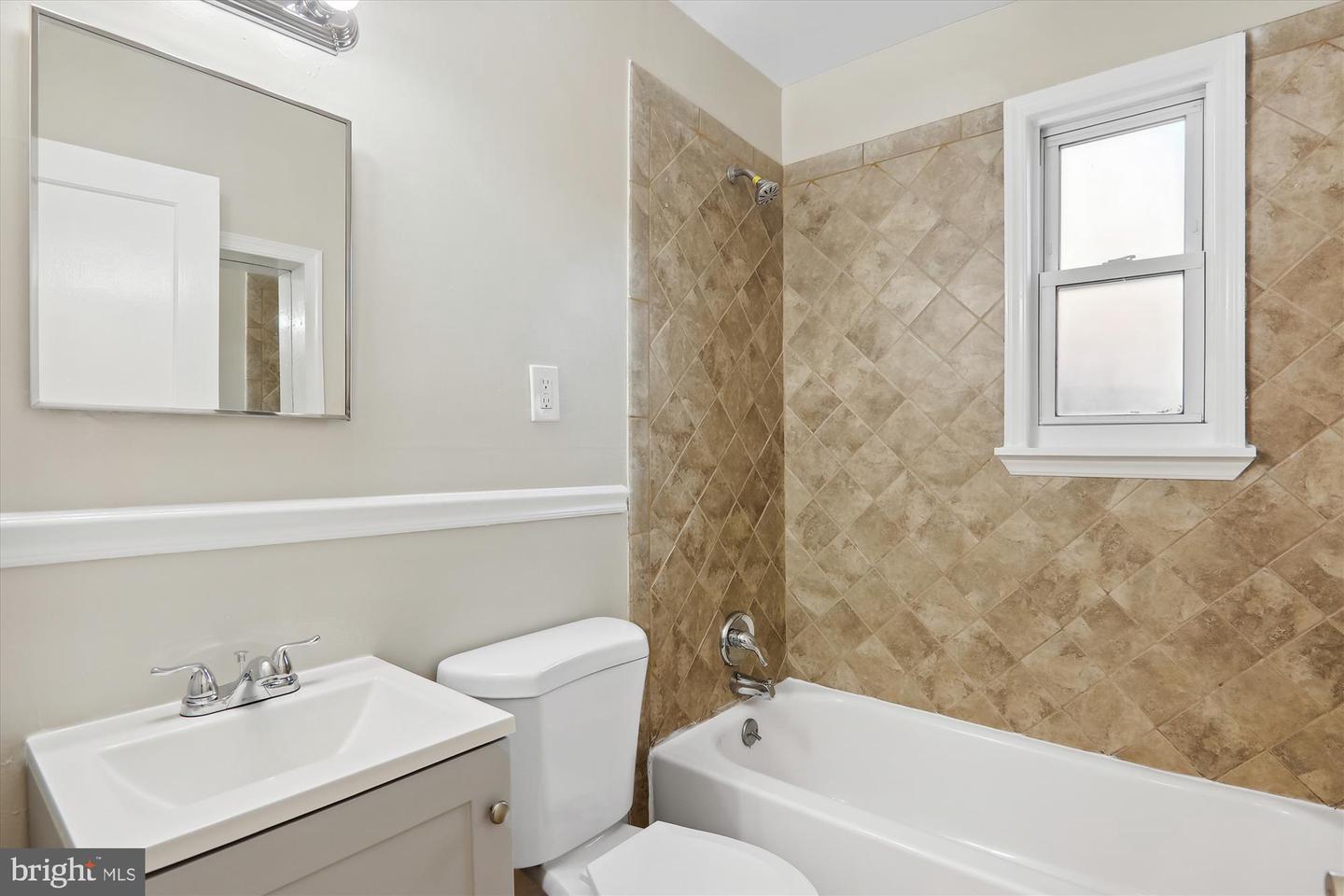 8503 Flower Ave #2 Property Photo 2