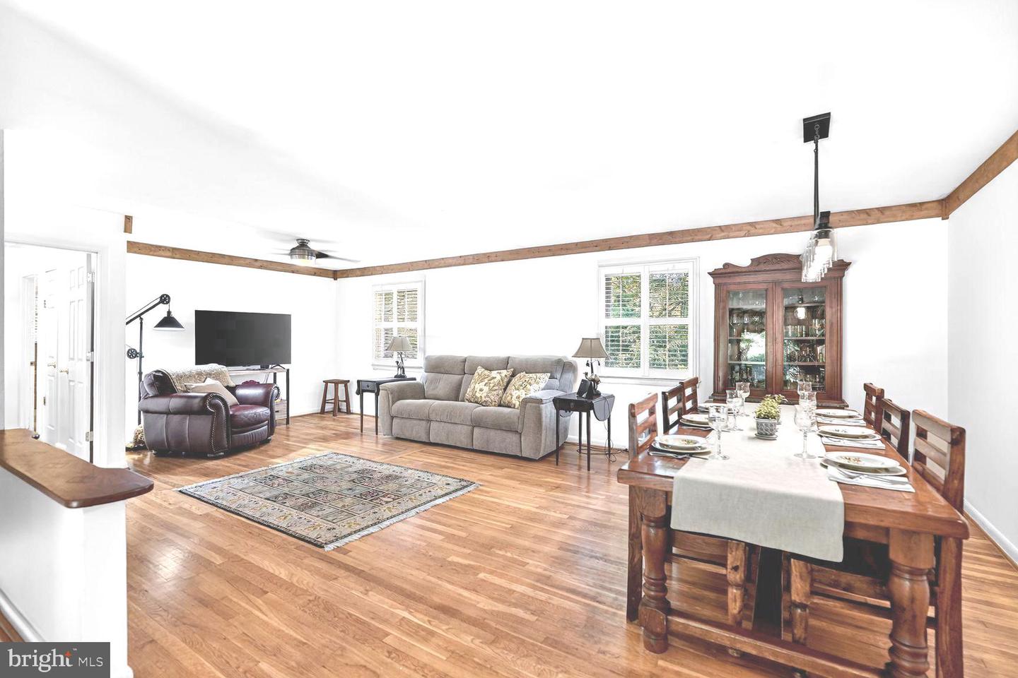11408 Orleans Way Property Photo 10