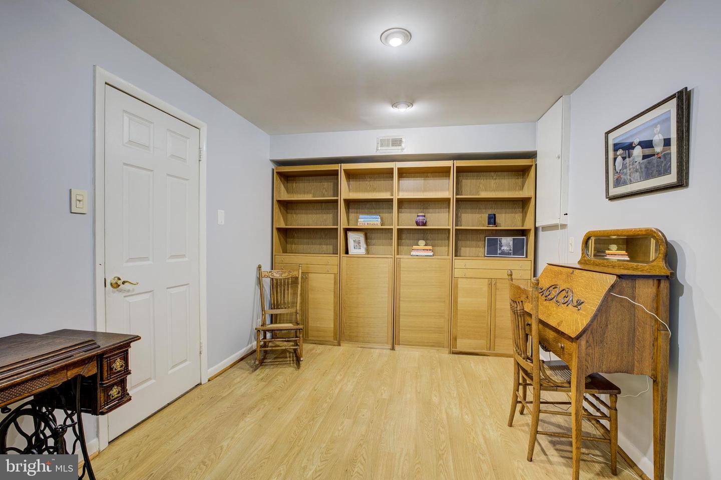 11408 Orleans Way Property Photo 32