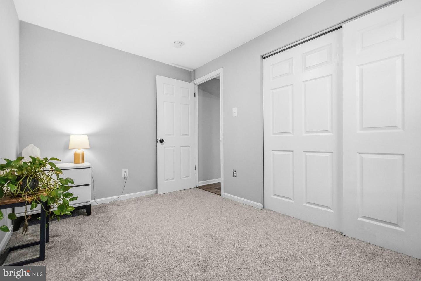 17624 Lindstrom Ct Property Photo 6