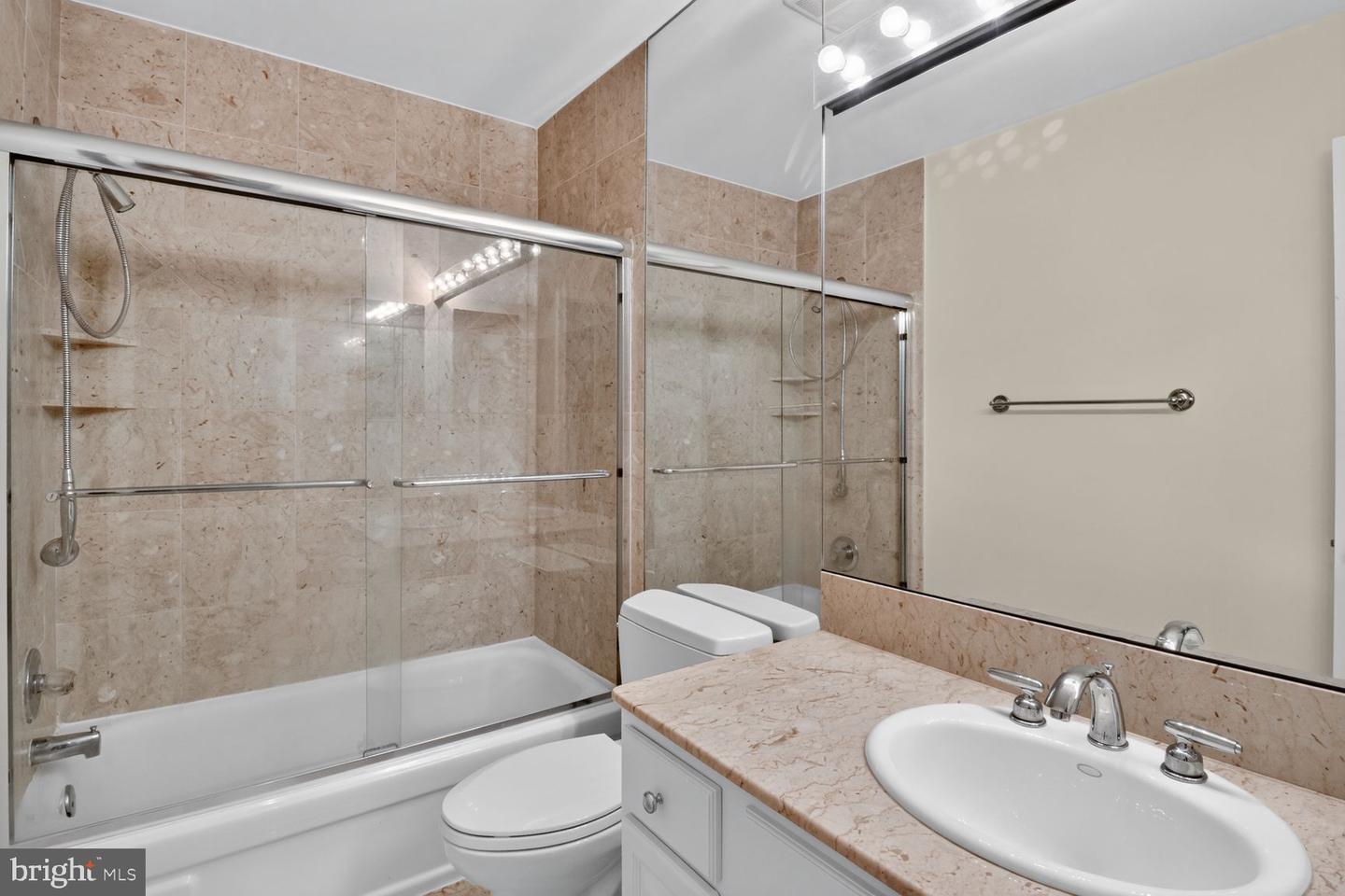 7787 Heatherton Ln Property Photo 12