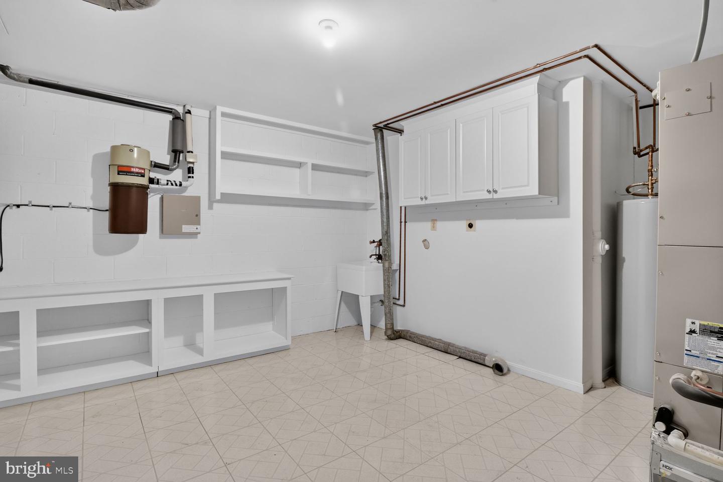 7787 Heatherton Ln Property Photo 25
