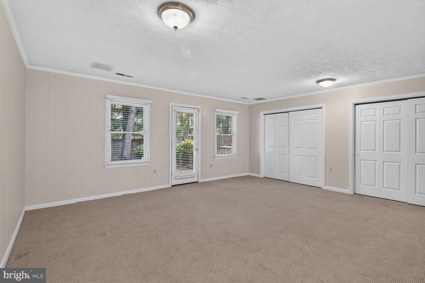 7787 Heatherton Ln Property Photo 28