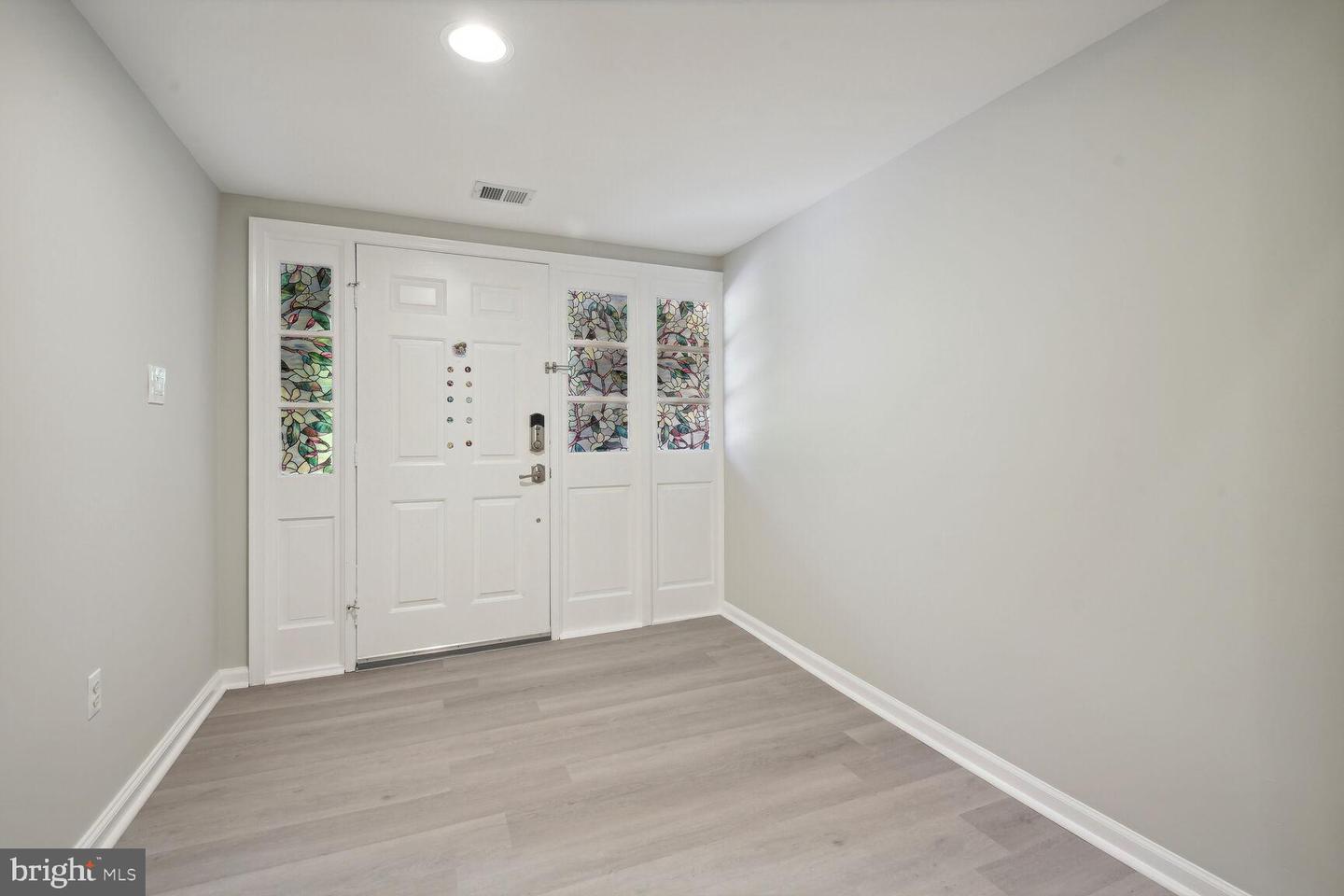 6412 Needle Leaf Dr Property Photo 5
