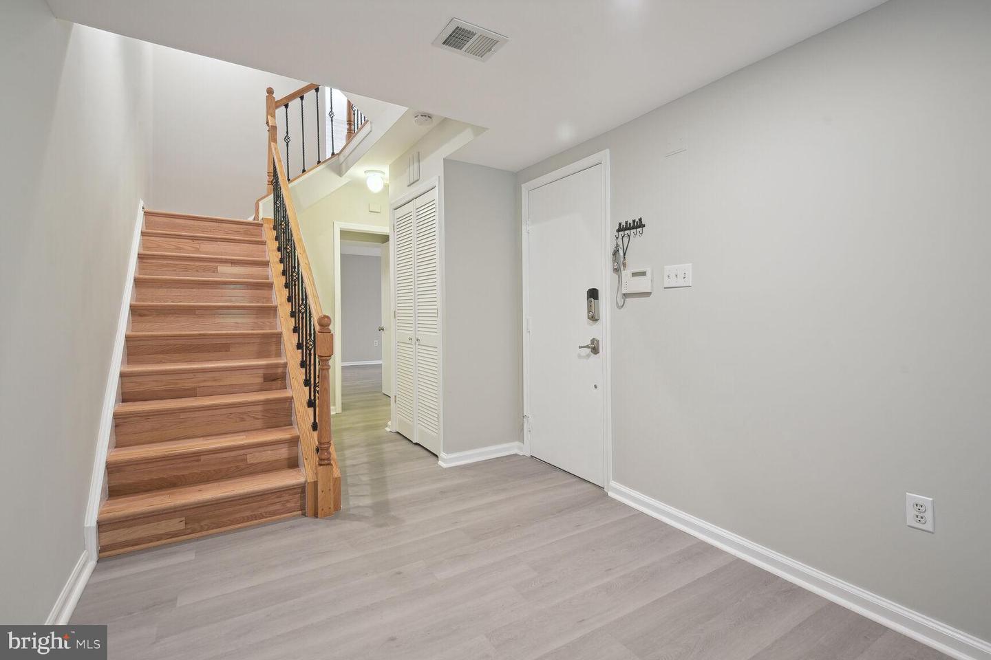6412 Needle Leaf Dr Property Photo 6