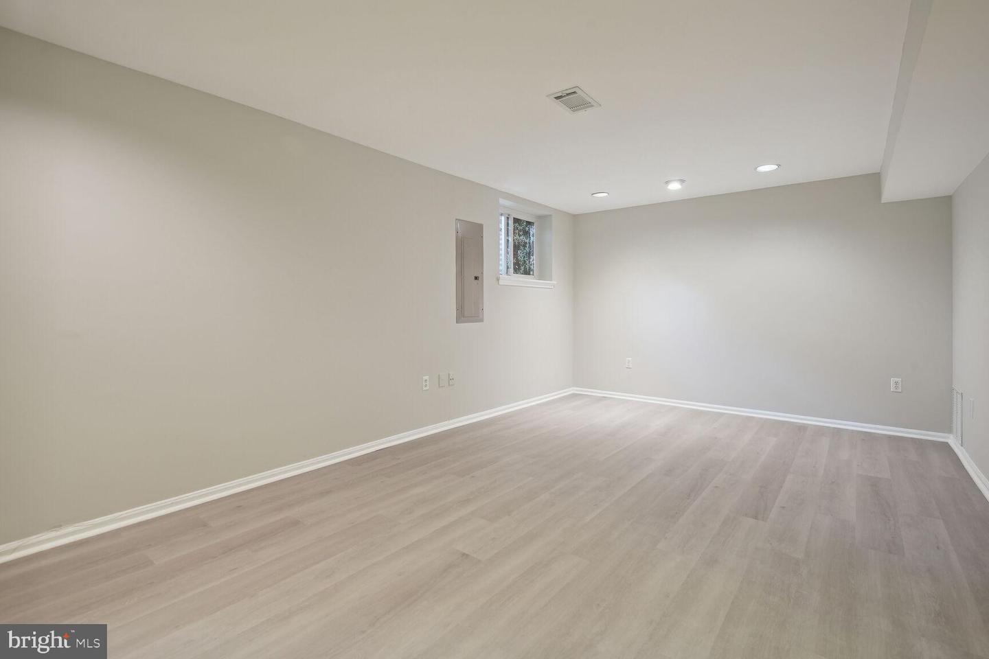 6412 Needle Leaf Dr Property Photo 7
