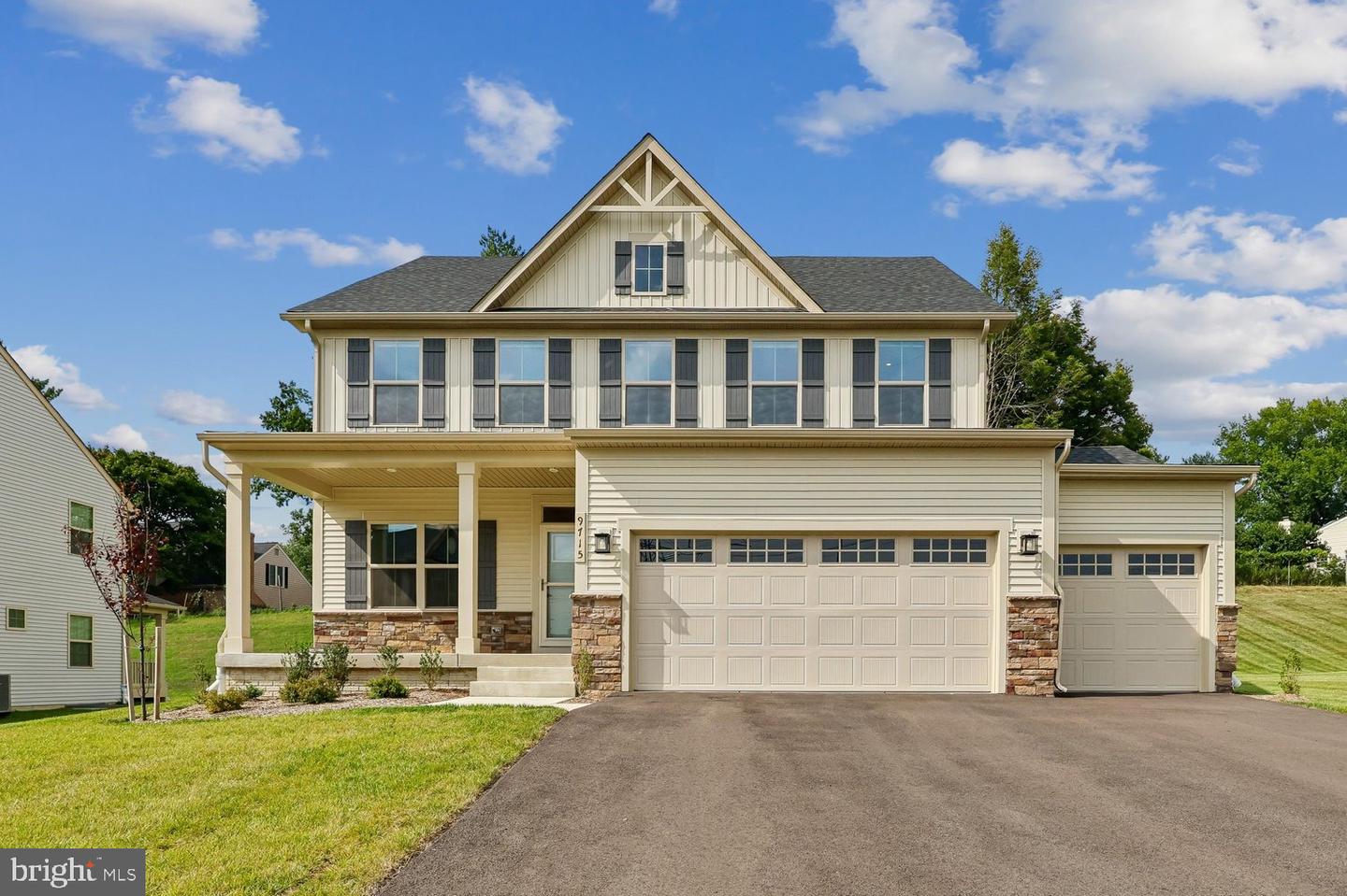 9715 Stewartown Rd Property Photo 1