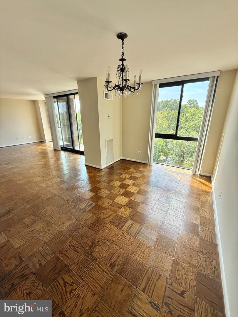 4620 N Park Ave #604e Property Photo 8