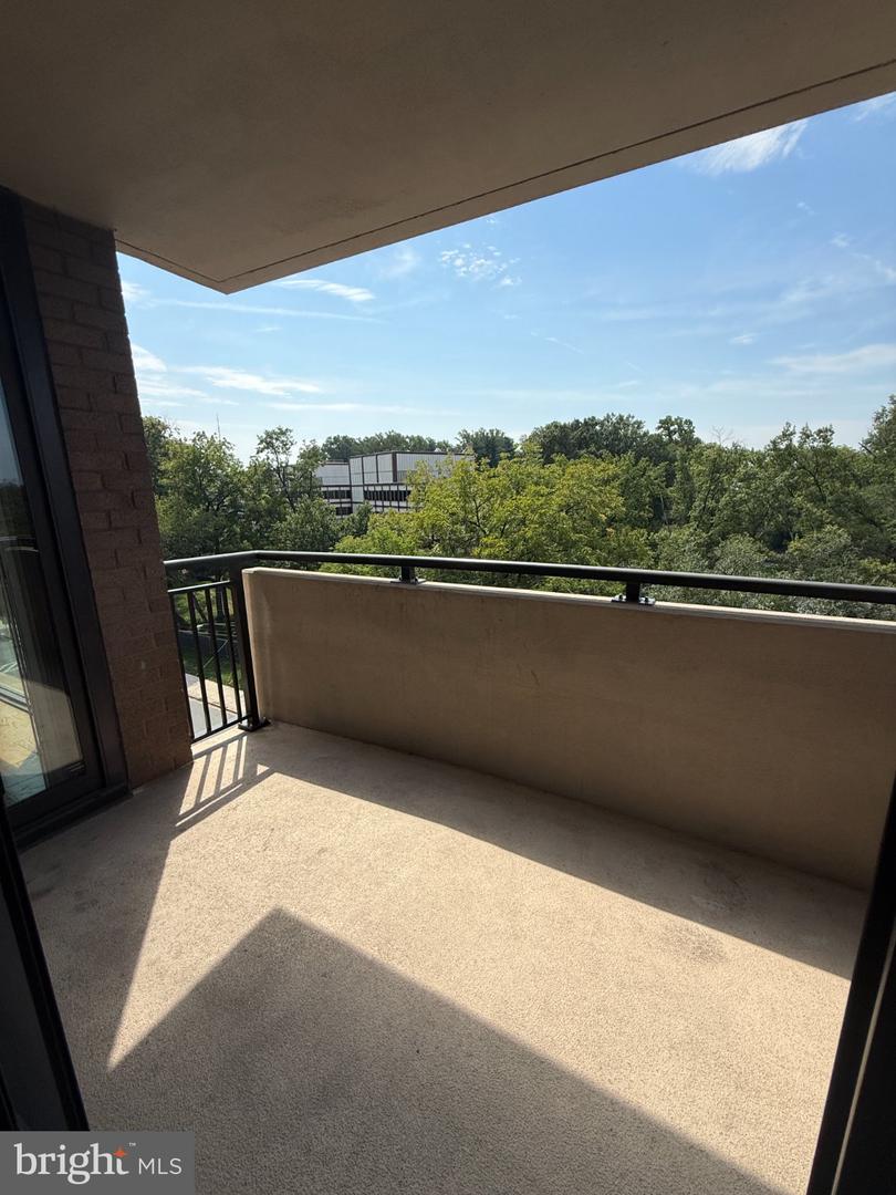 4620 N Park Ave #604e Property Photo 12