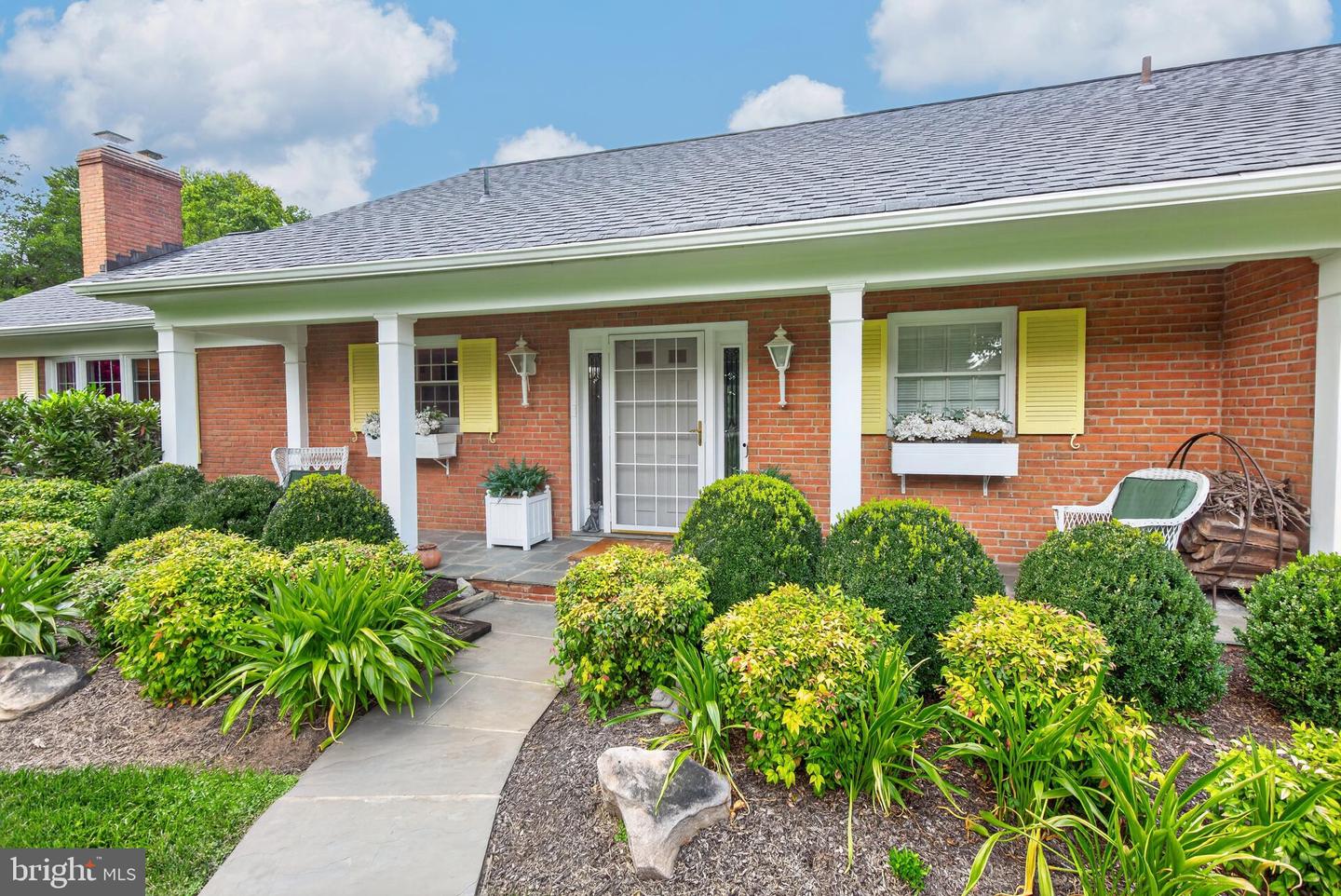 8501 Warde Ter Property Photo 3