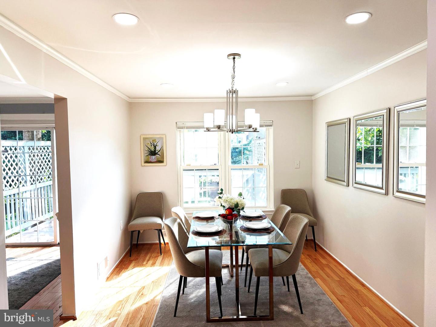 7 Narrowleaf Ct Property Photo 8