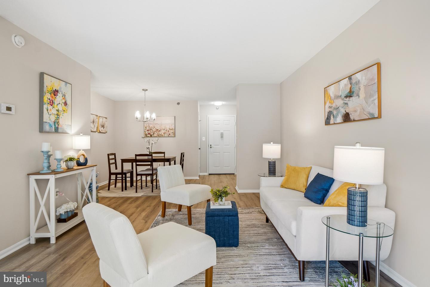 15100 INTERLACHEN DR #4-420 Property Photo 1