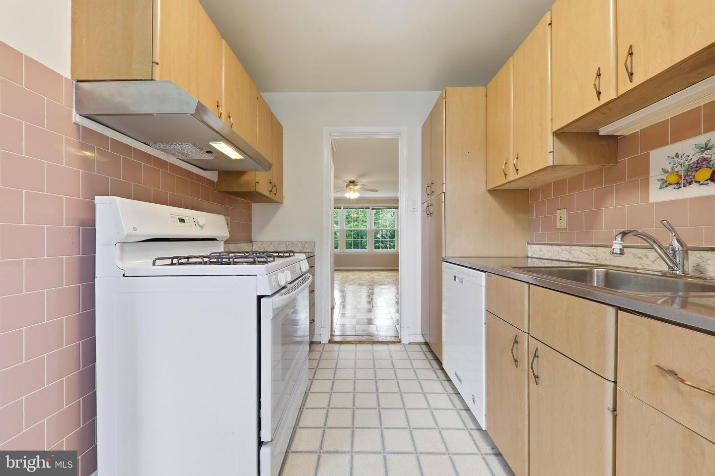 649 Azalea Dr #3 Property Photo 11