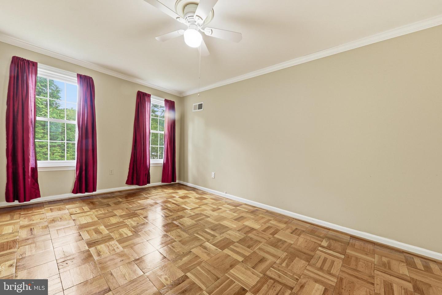 649 Azalea Dr #3 Property Photo 17