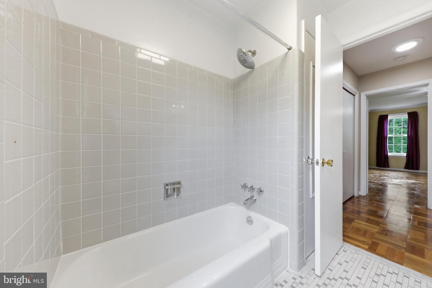 649 Azalea Dr #3 Property Photo 22