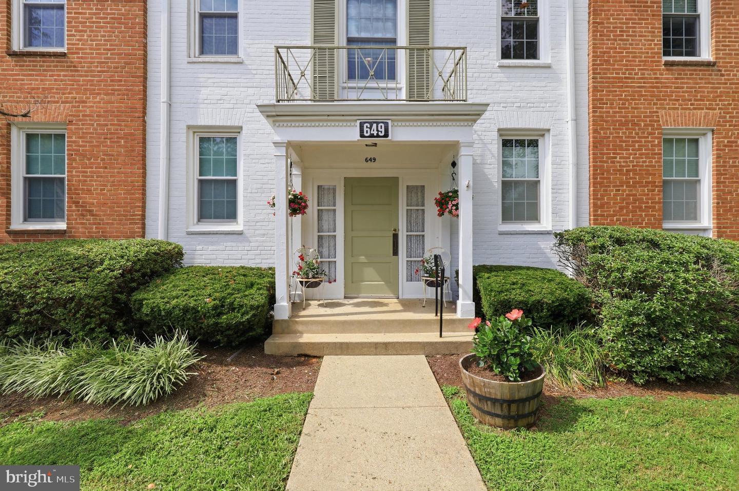 649 Azalea Dr #3 Property Photo 29