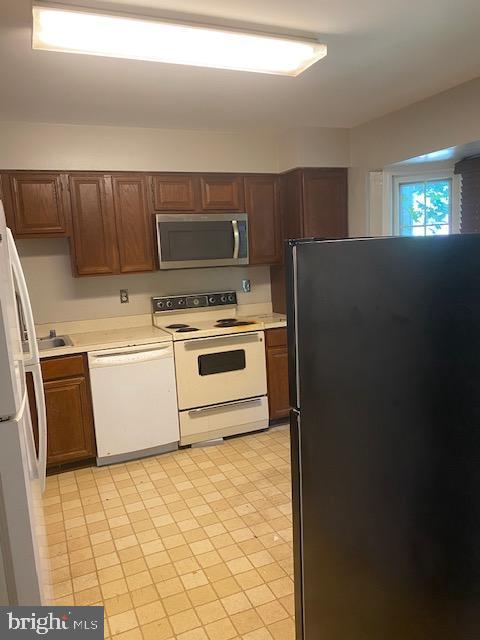 23 Brahms Ct Property Photo 2