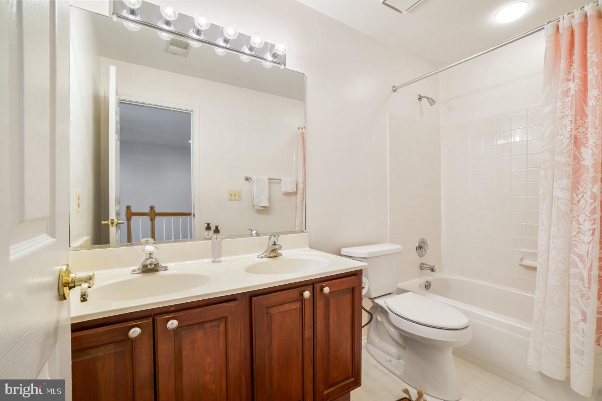 11103 Luttrell Ln Property Photo 17