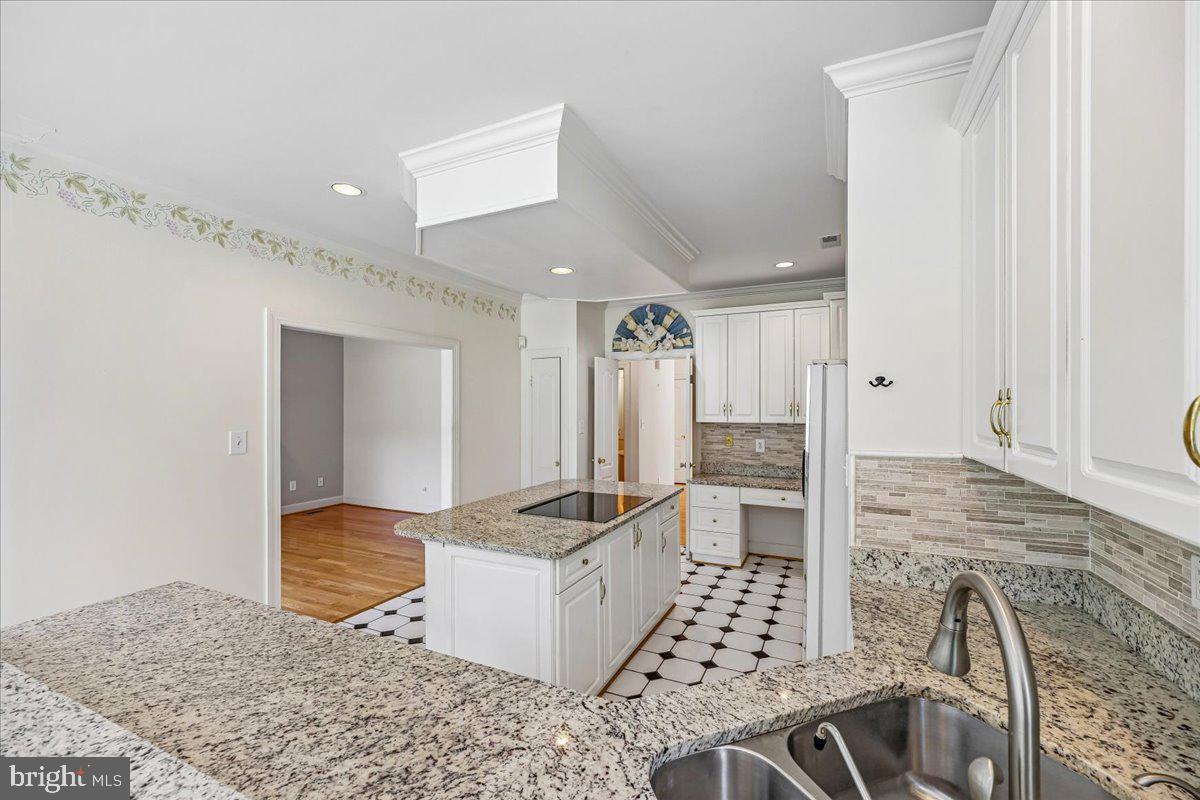 7341 Cliff Pine Dr Property Photo 14