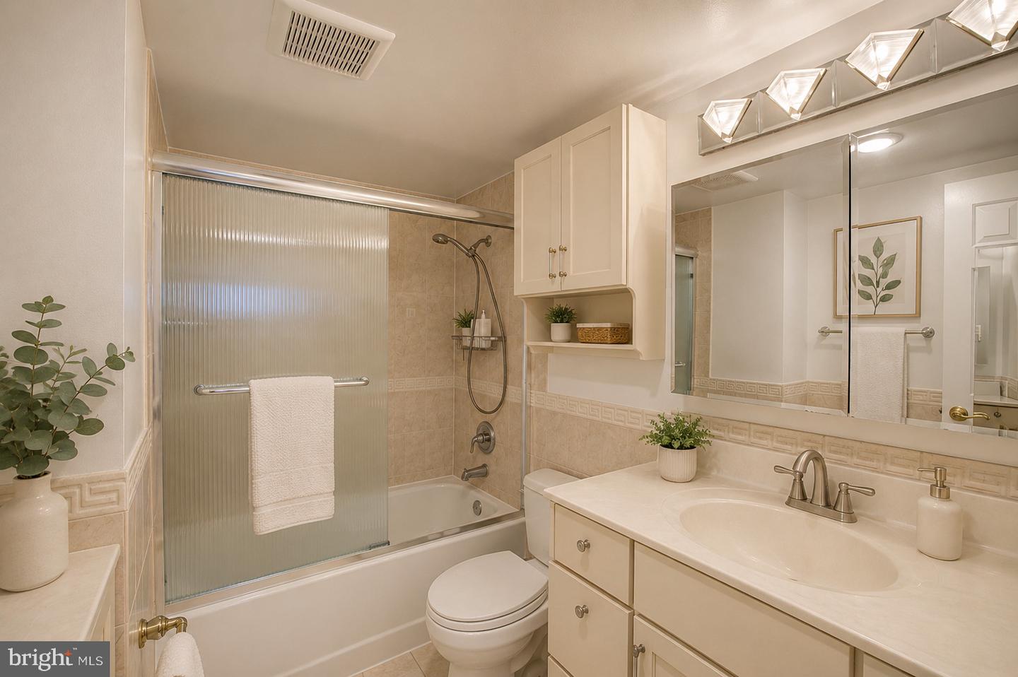 4601 N Park Ave #1602-b Property Photo 14