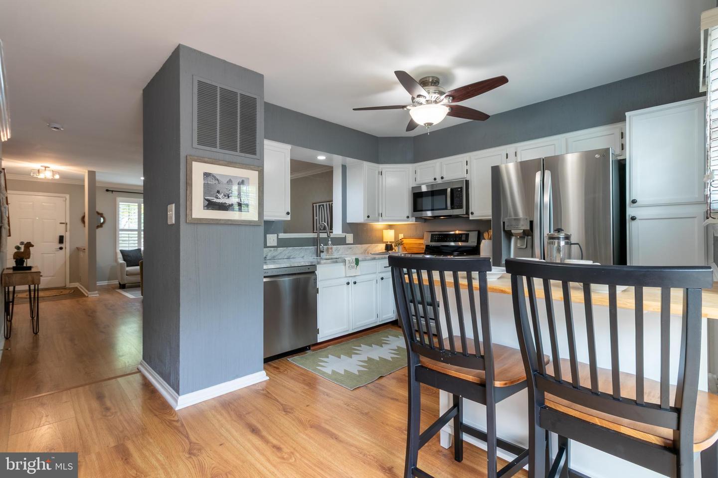 18239 Fox Chase Cir Property Photo 8