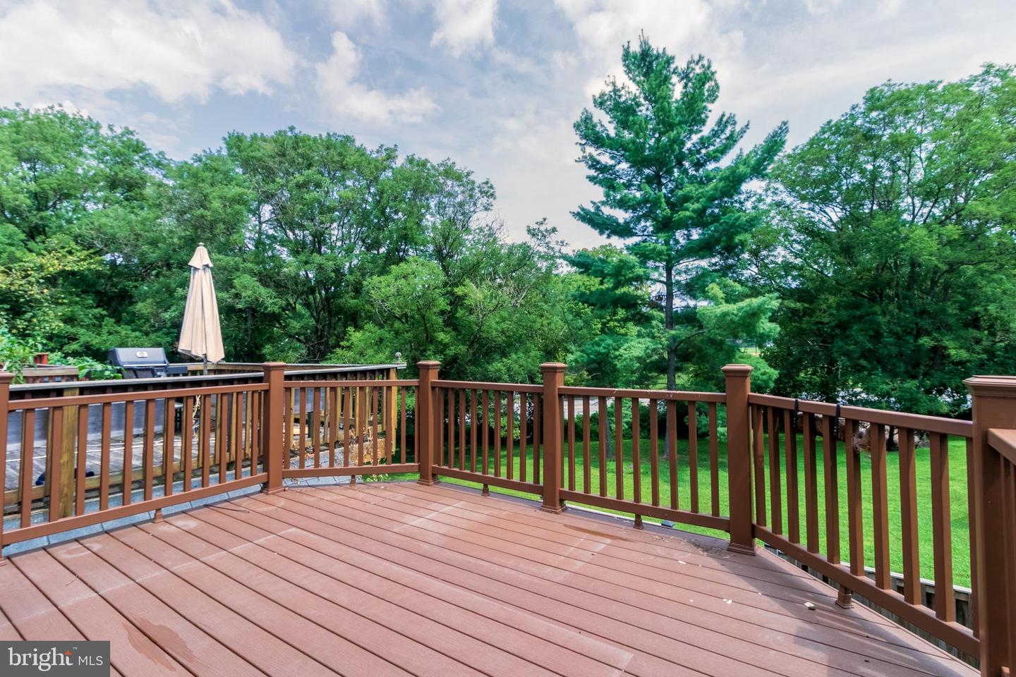 18239 Fox Chase Cir Property Photo 29