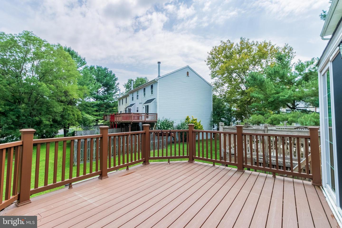 18239 Fox Chase Cir Property Photo 30