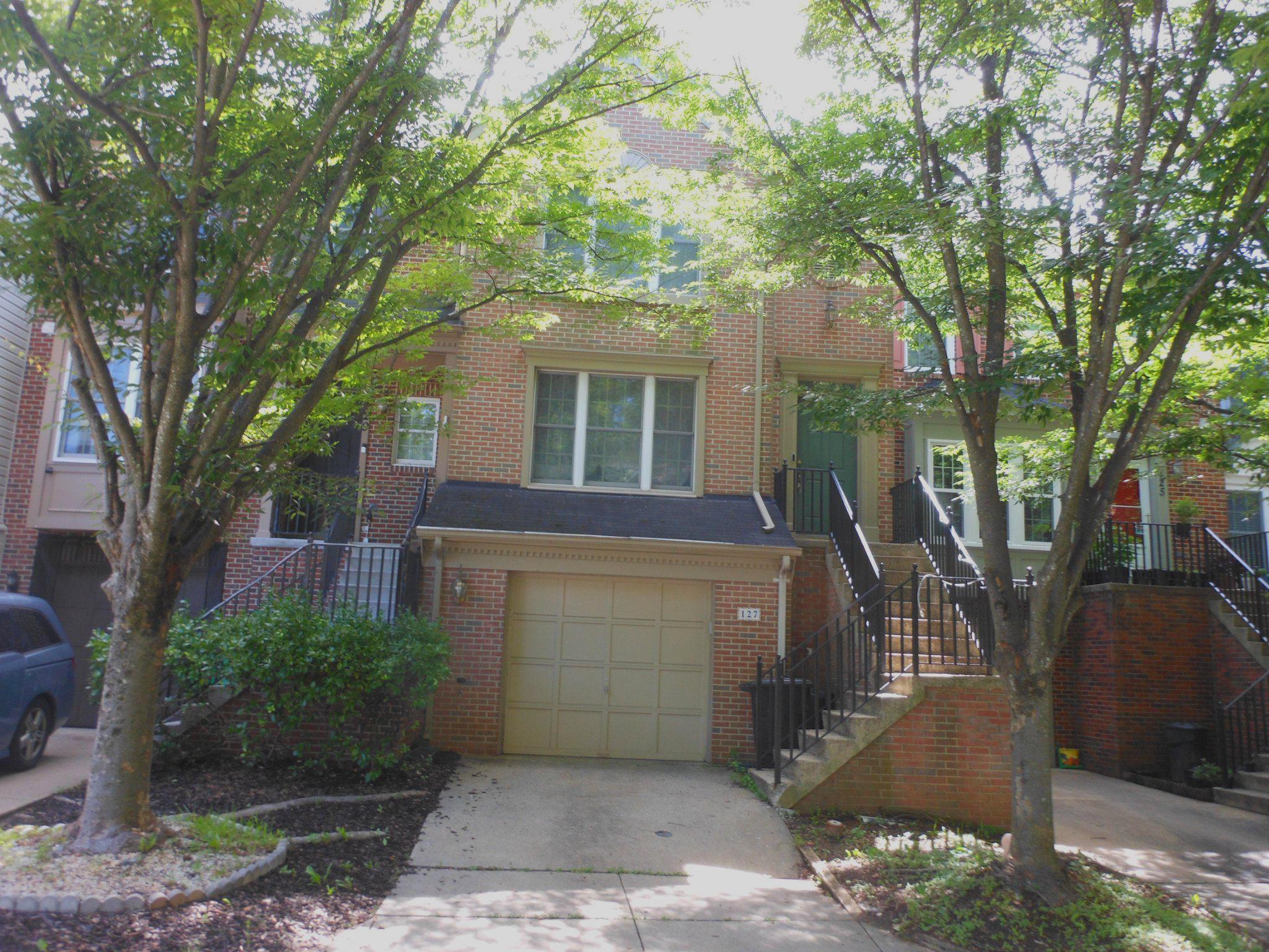 127 Swarthmore Ave Property Photo 1