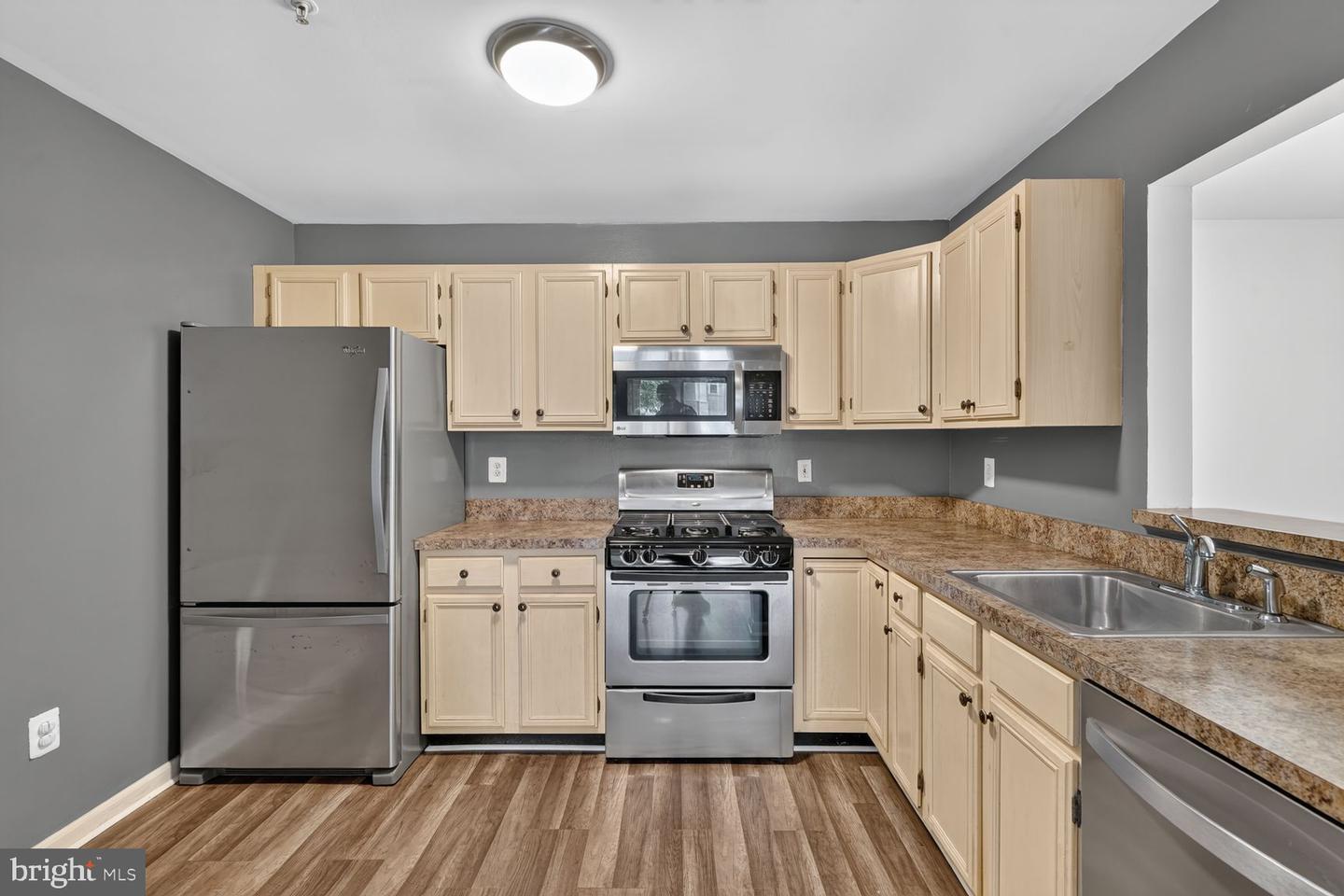 15308 Diamond Cove Ter #3-g Property Photo 6