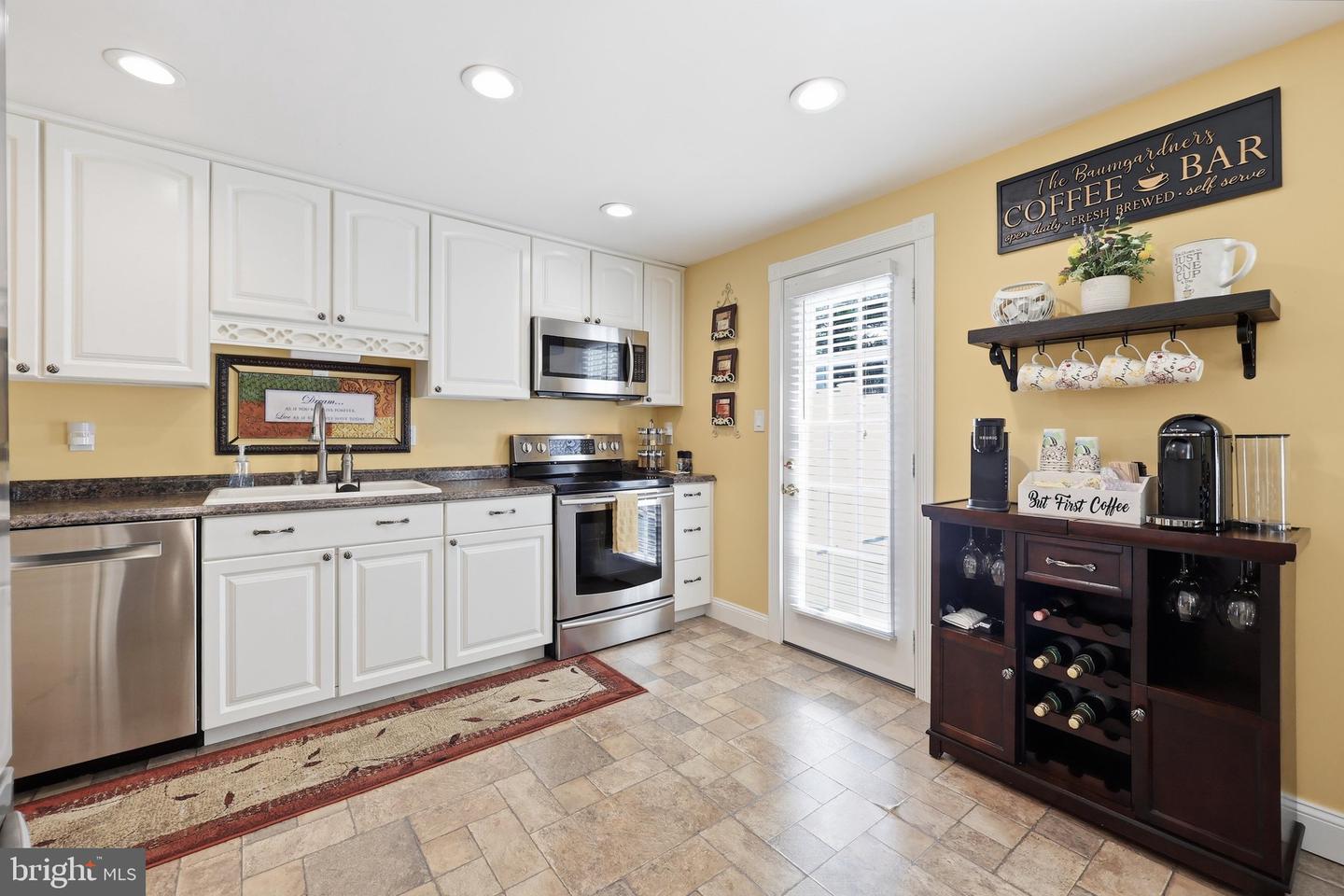 19016 Hempstone Ct Property Photo 19