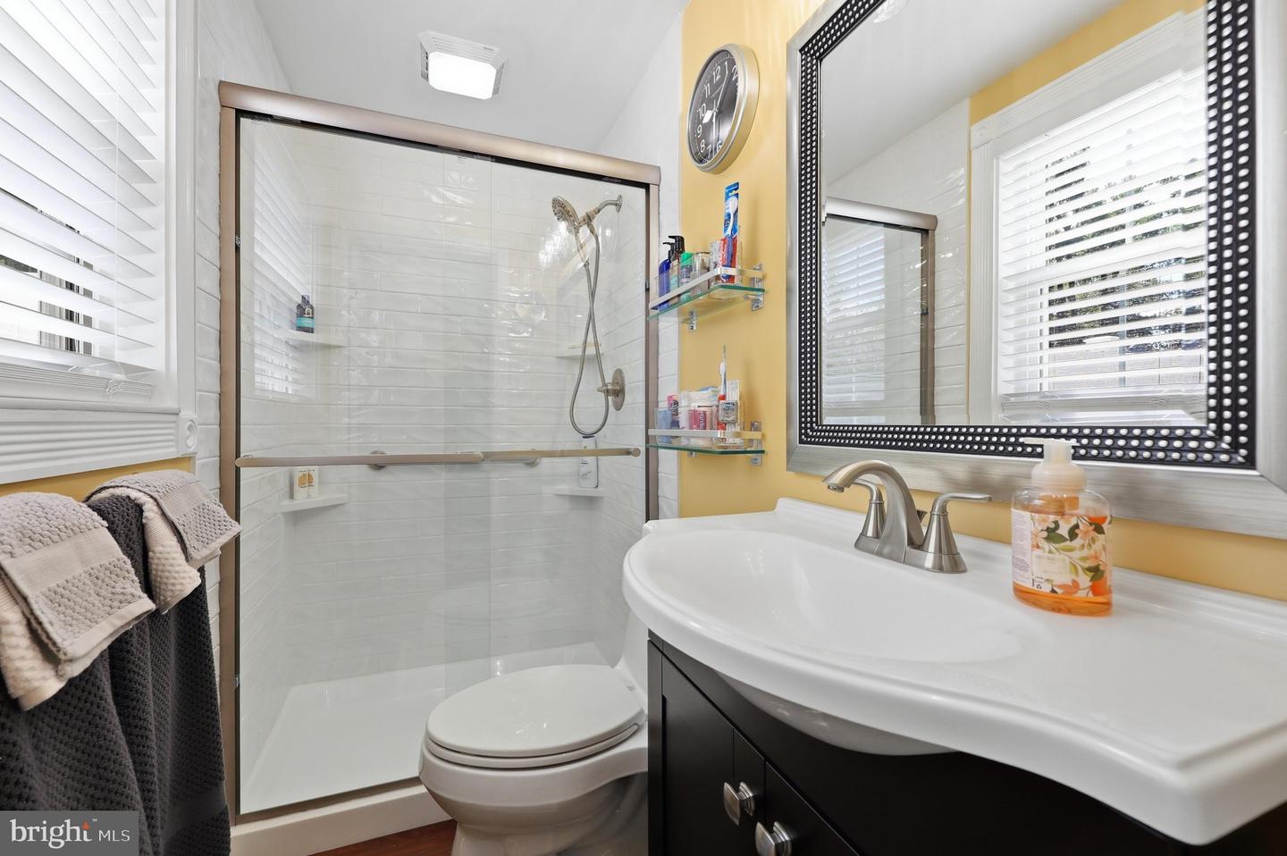 19016 Hempstone Ct Property Photo 31