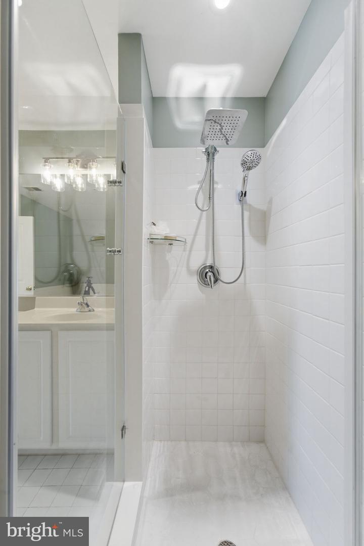 12805 Clarksburg Square Rd Property Photo 33
