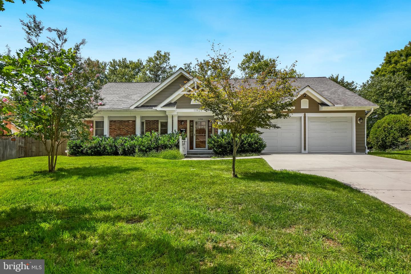 11904 Renwood Ln Property Photo 2
