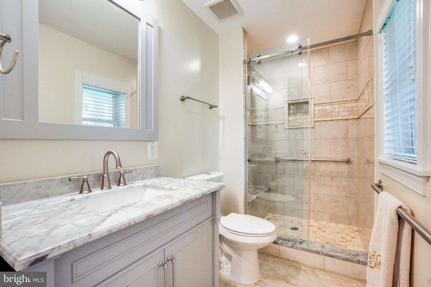 11904 Renwood Ln Property Photo 23
