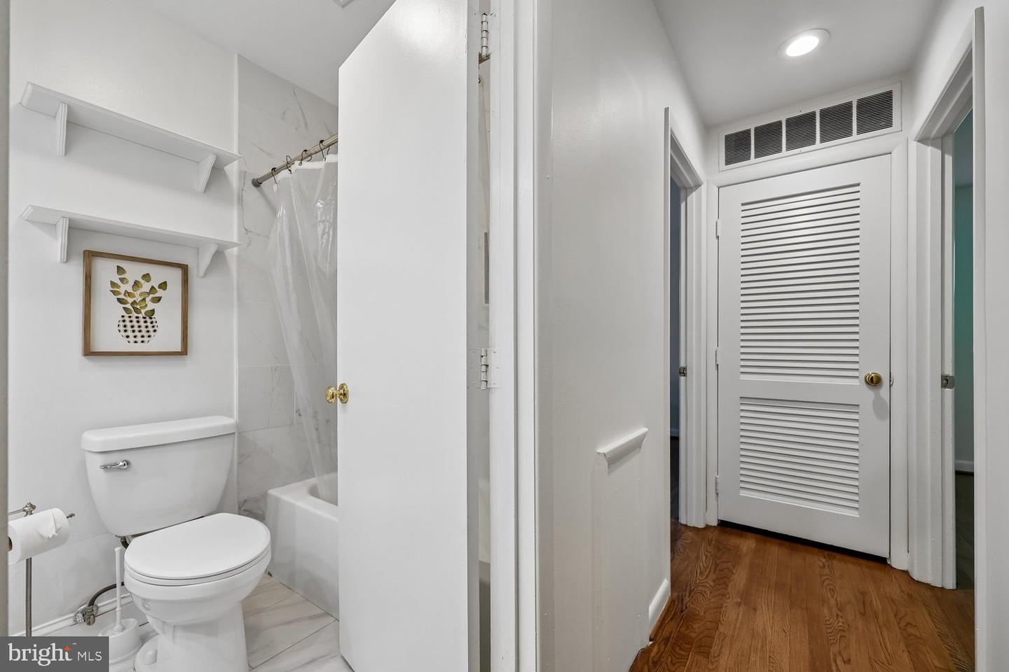 11208 Bybee St Property Photo 20