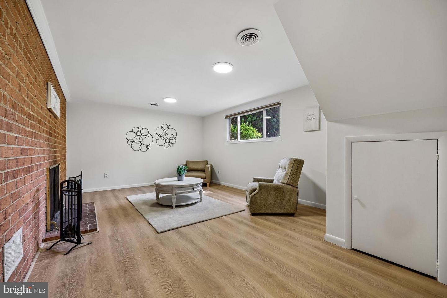 11208 Bybee St Property Photo 21