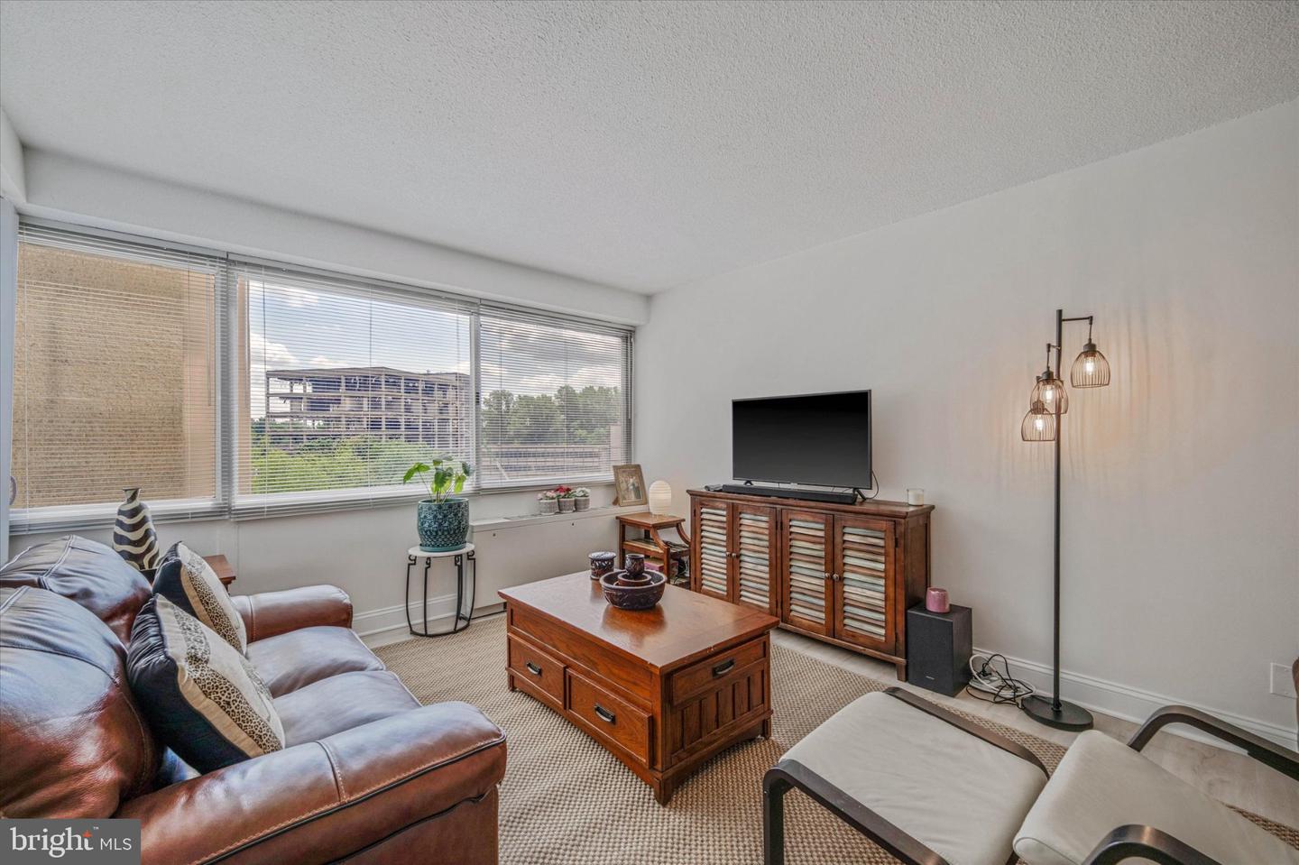 4515 Willard Ave #906s Property Photo 9