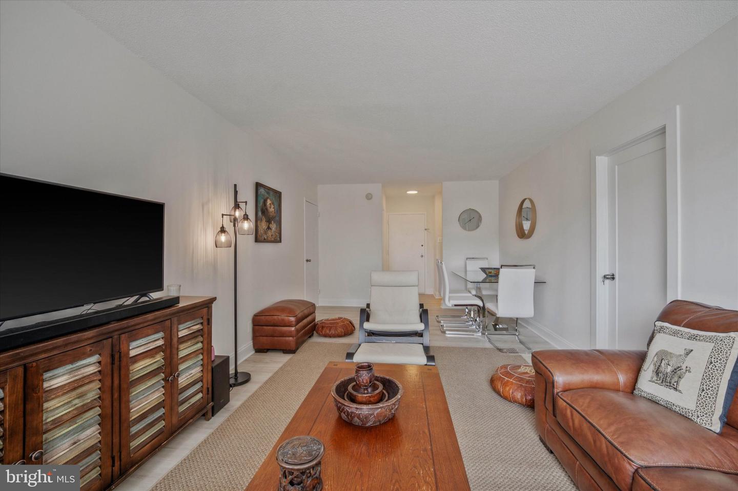 4515 Willard Ave #906s Property Photo 11