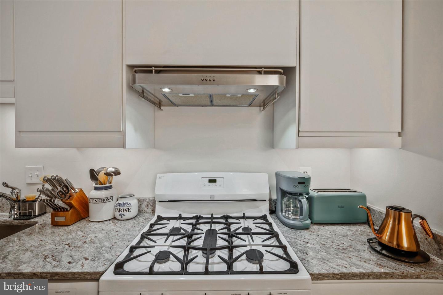 4515 Willard Ave #906s Property Photo 15