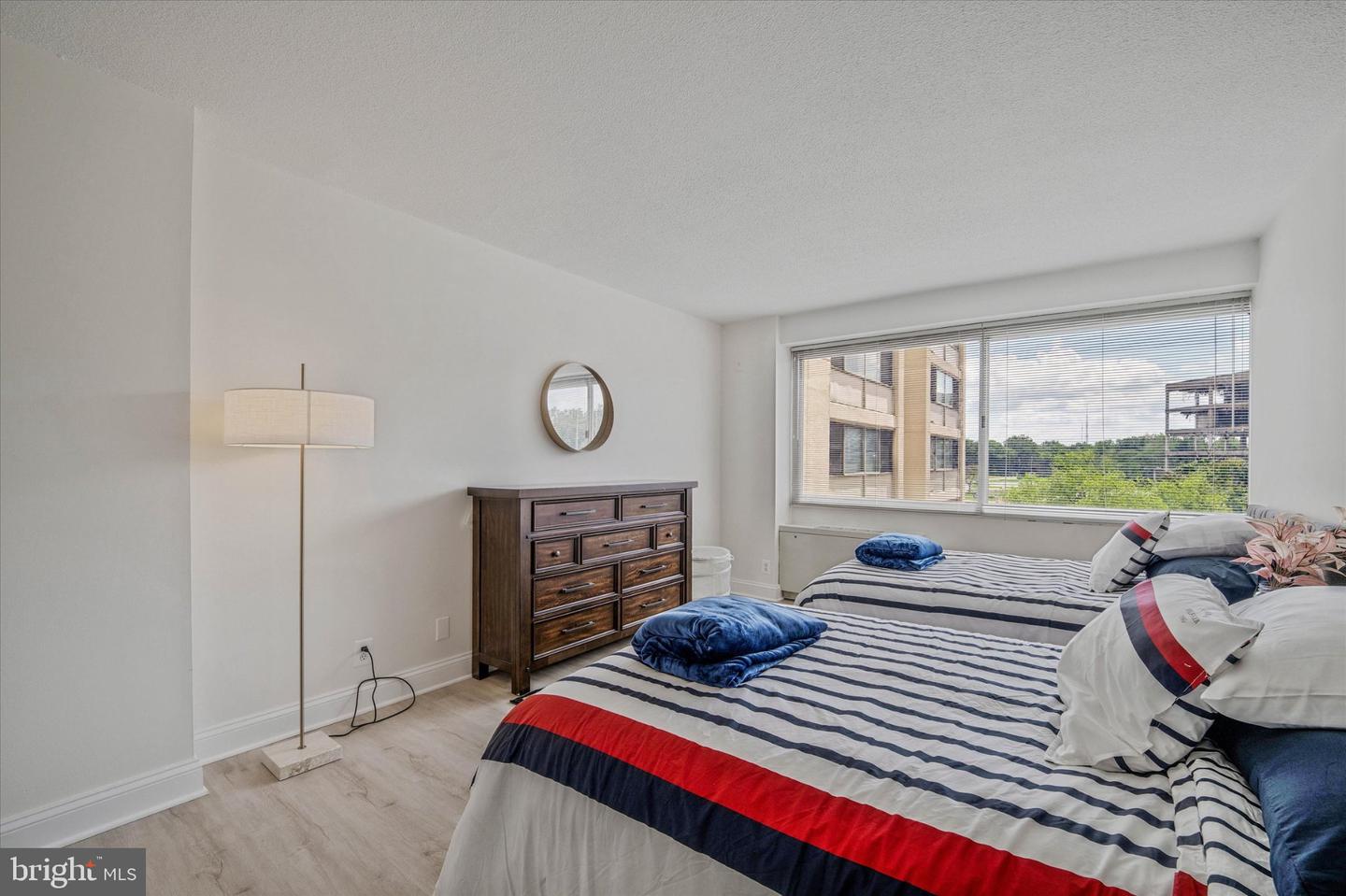 4515 Willard Ave #906s Property Photo 20